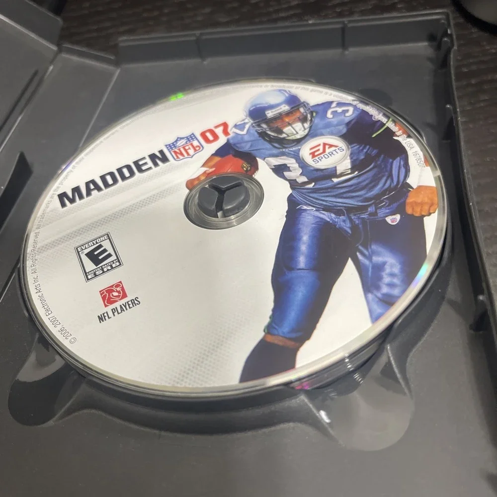 EA Sports 07 Collection (PC, 2007) NBA LIVE NHL MADDEN TIGER WOODS PGA No Nascar